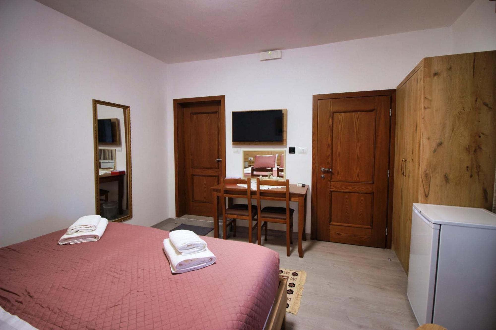 Emblematic House Apartment 4 Gjirokaster Ngoại thất bức ảnh