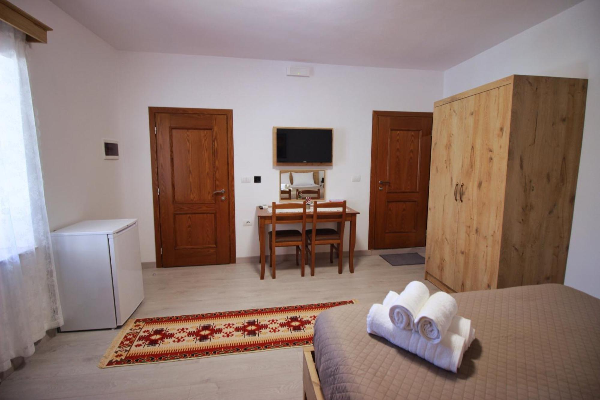 Emblematic House Apartment 4 Gjirokaster Ngoại thất bức ảnh