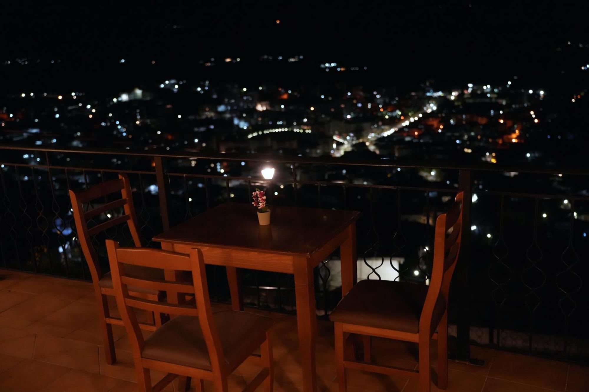 Emblematic House Apartment 4 Gjirokaster Ngoại thất bức ảnh